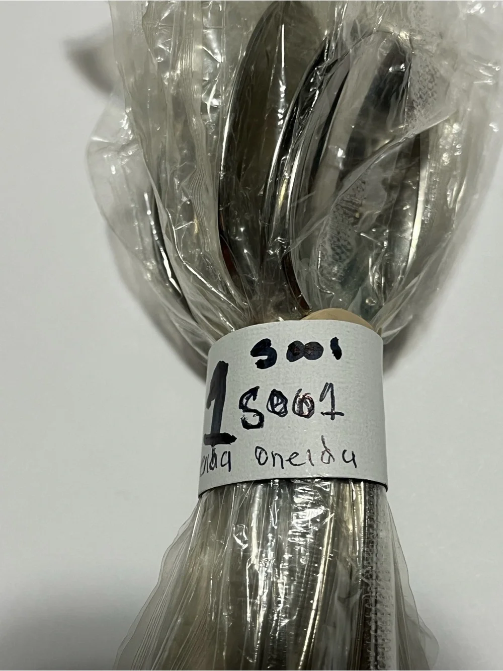 Oneida Community Brahms Stainless Flatware 14 Pieces Assortment